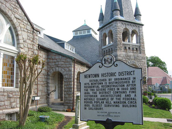 Newtown Historic District Sign